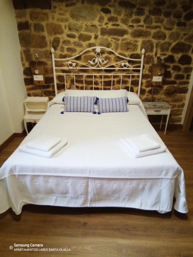 Apartamentos Lares Santa Olalla  Bagian luar foto