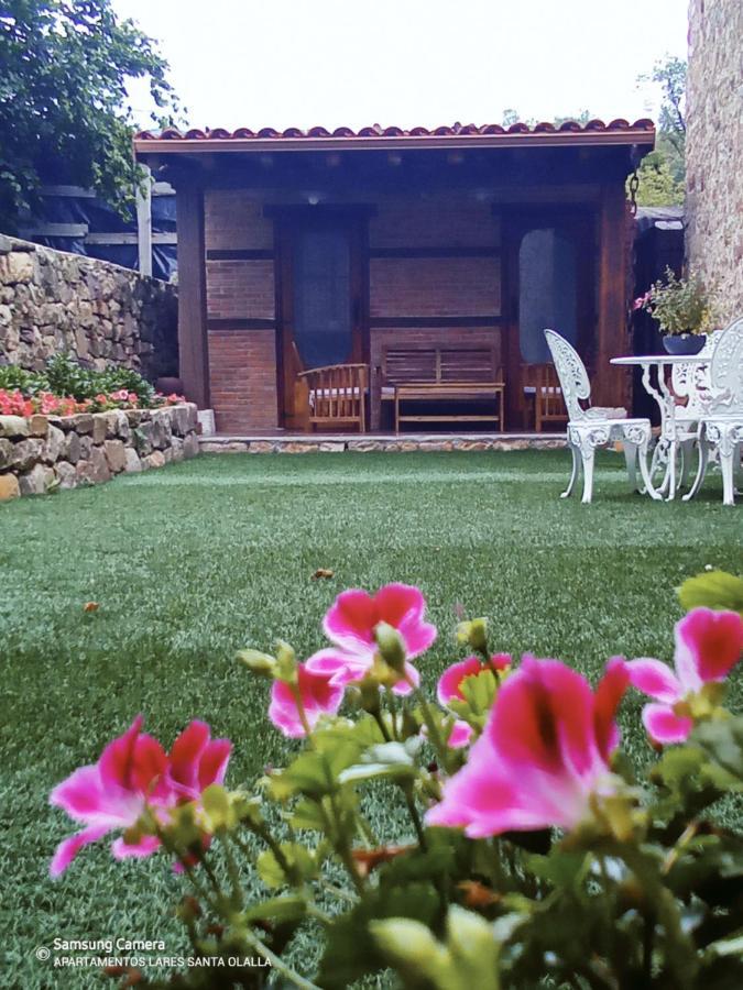 Apartamentos Lares Santa Olalla  Bagian luar foto
